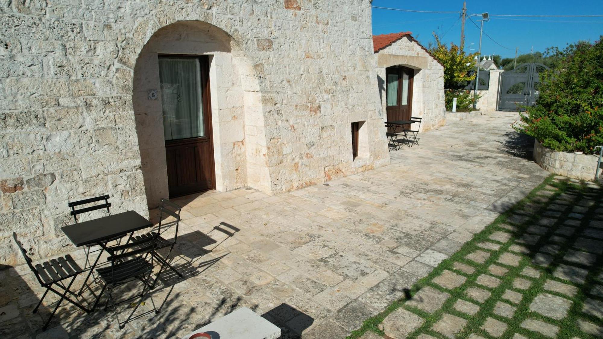 Rifugio Di Puglia - Trulli & Dimore Alberobello Bagian luar foto